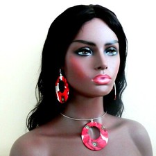 CREOLE EARRINGS OR PENDANT + SILVER CHOCKER NECKLACE COLOUR RED-WHITE