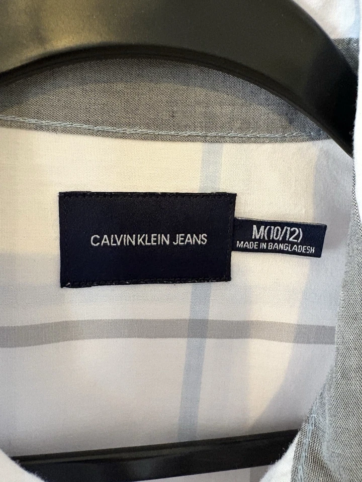 CALVIN KLEIN BOYS WHITE STRIPED BUTTON DOWN Short Sleeve Youth Boys 10/12 - Image 3 of 4