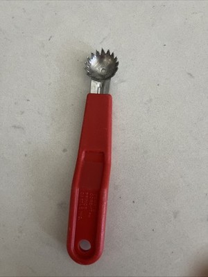 Vintage Prince Castle Inc.  Tomato Core-It. Red Plastic Handle. S-1