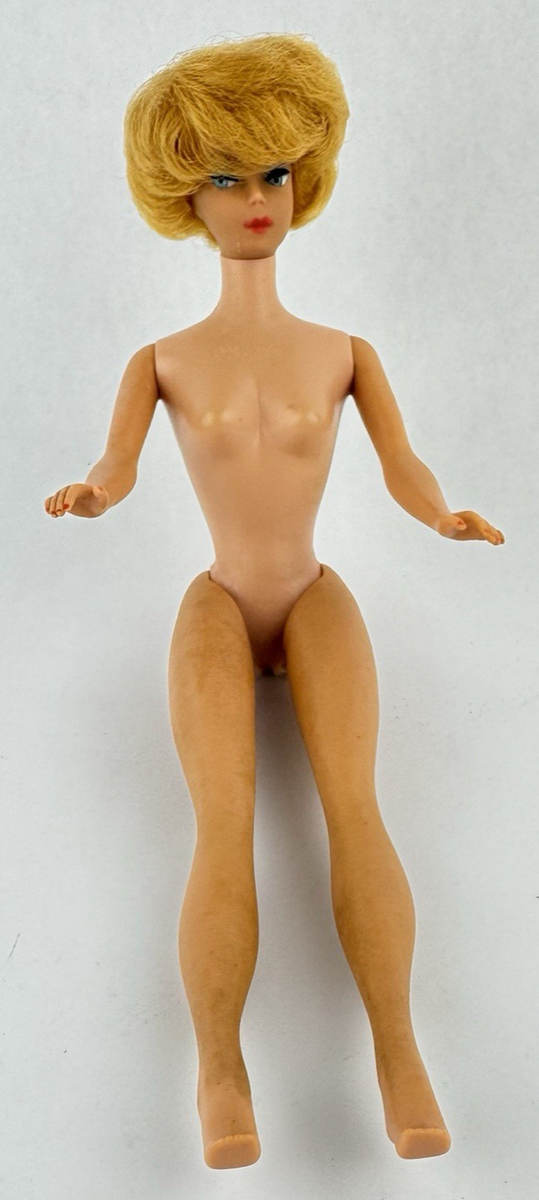 Barbie Midge bubble cut rousse 1962 en tenue de pluie jaune d'origine