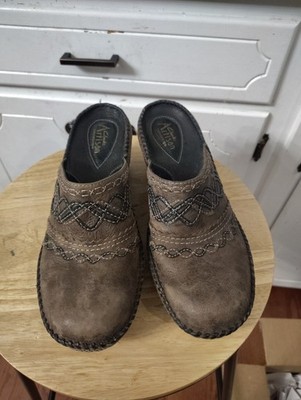 Clark's Artisan Collection Women's Clogs  Slip On Shoe Size 7.5 Leather 
