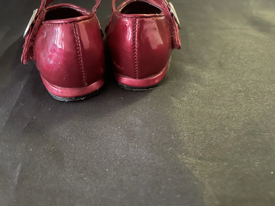 Toddler Ruby Red Dress-Up Mary Jane Shoes Size 5 - Image 3 of 4