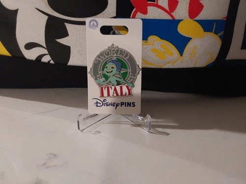 World Show Case Italy Luca LR Disney Pin