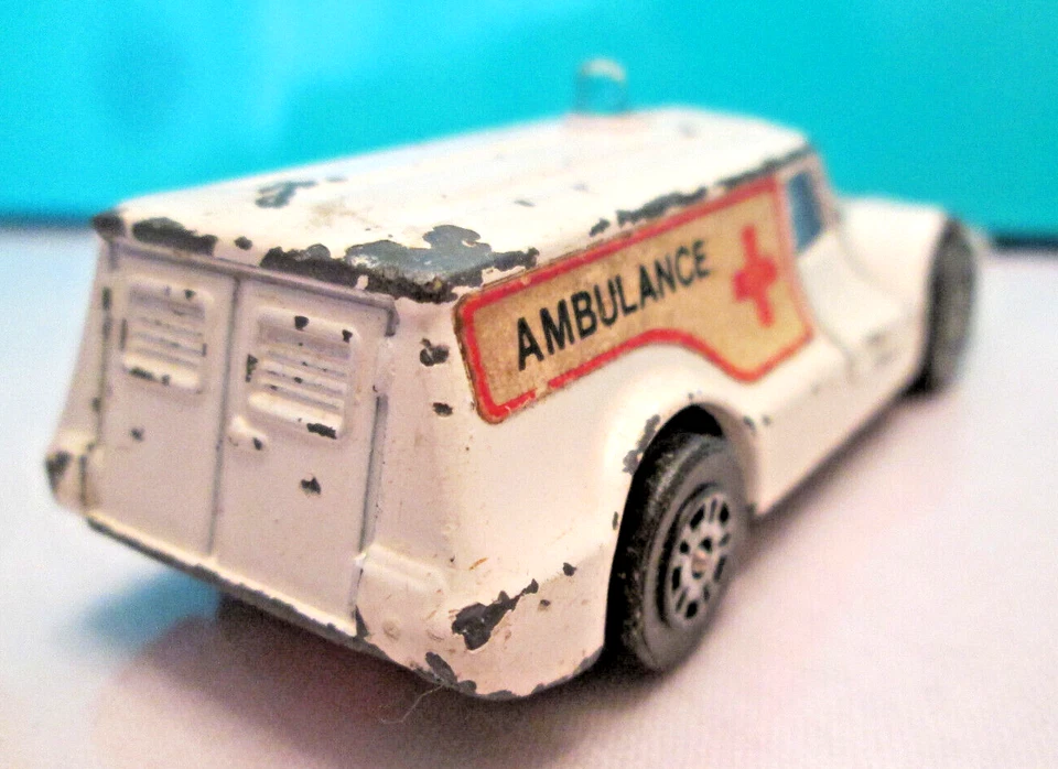 Vintage Corgi Juniors Healer Wheeler Ambulance 1973, For Repaint or Restoration - Image 3 of 4