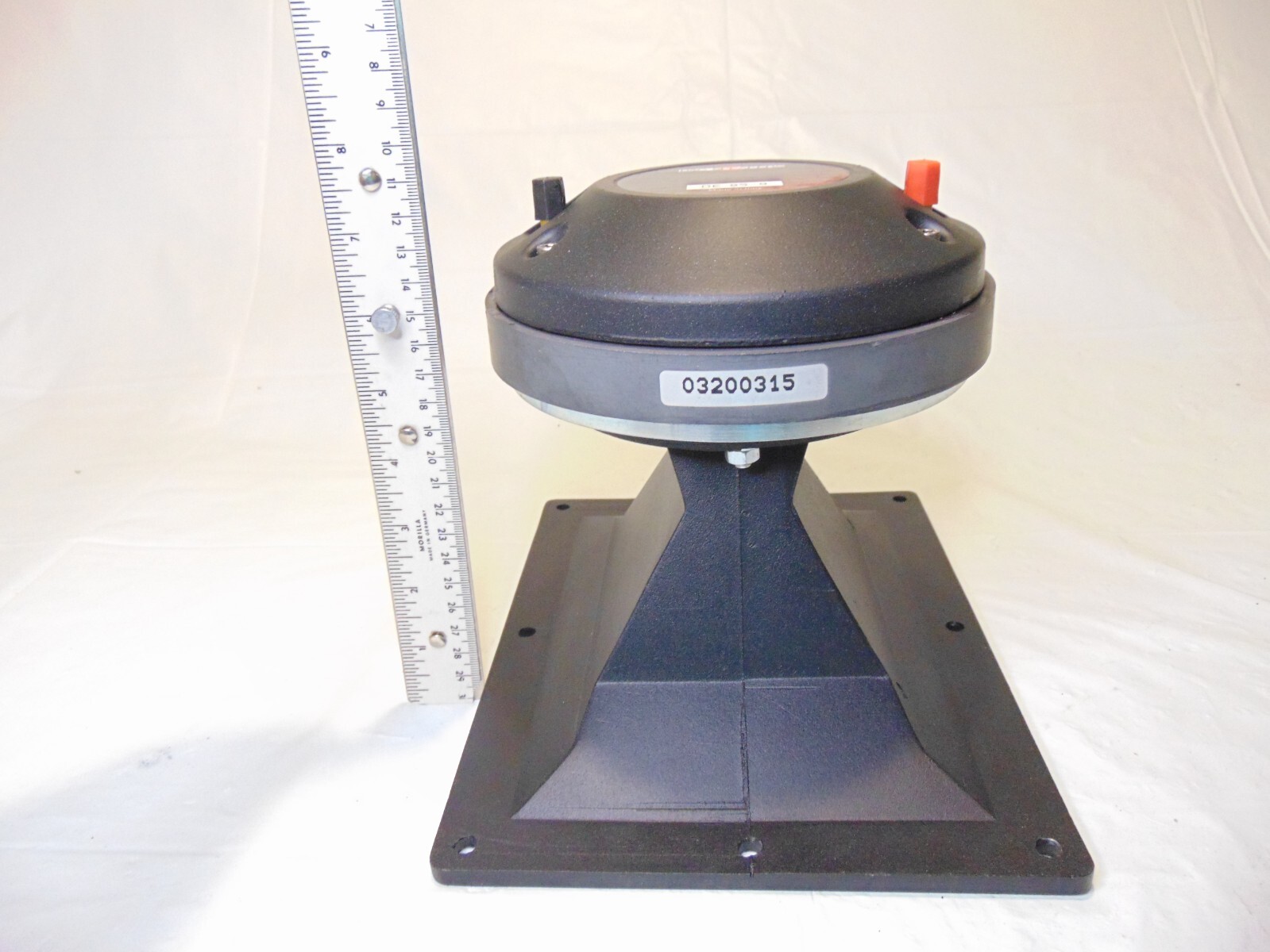 B&C Speaker DE85 , 8 ohm, 2.0 inch throat diameter Mylar/Titanium Diaphragm #5