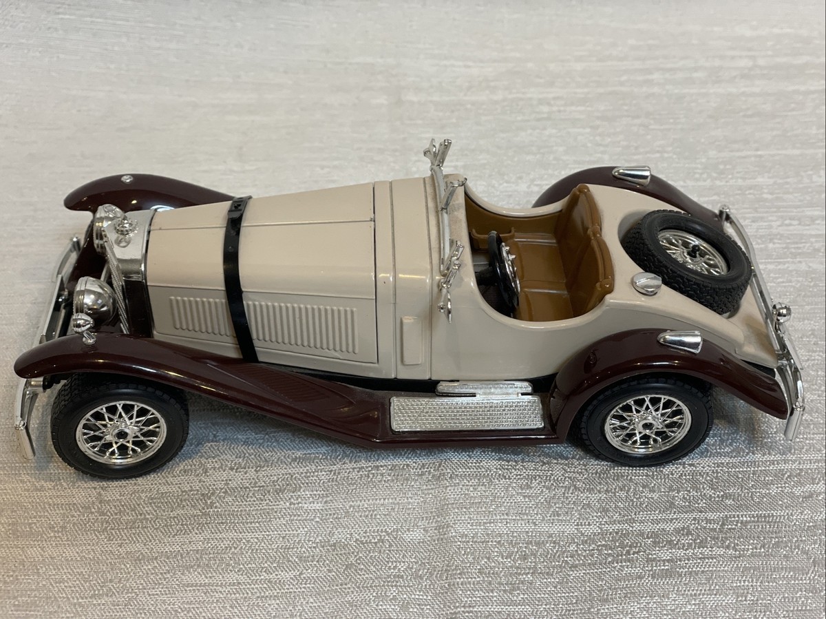Burago 1928 Mercedes Benz SSK 1:24 Scale Made in Italy Die