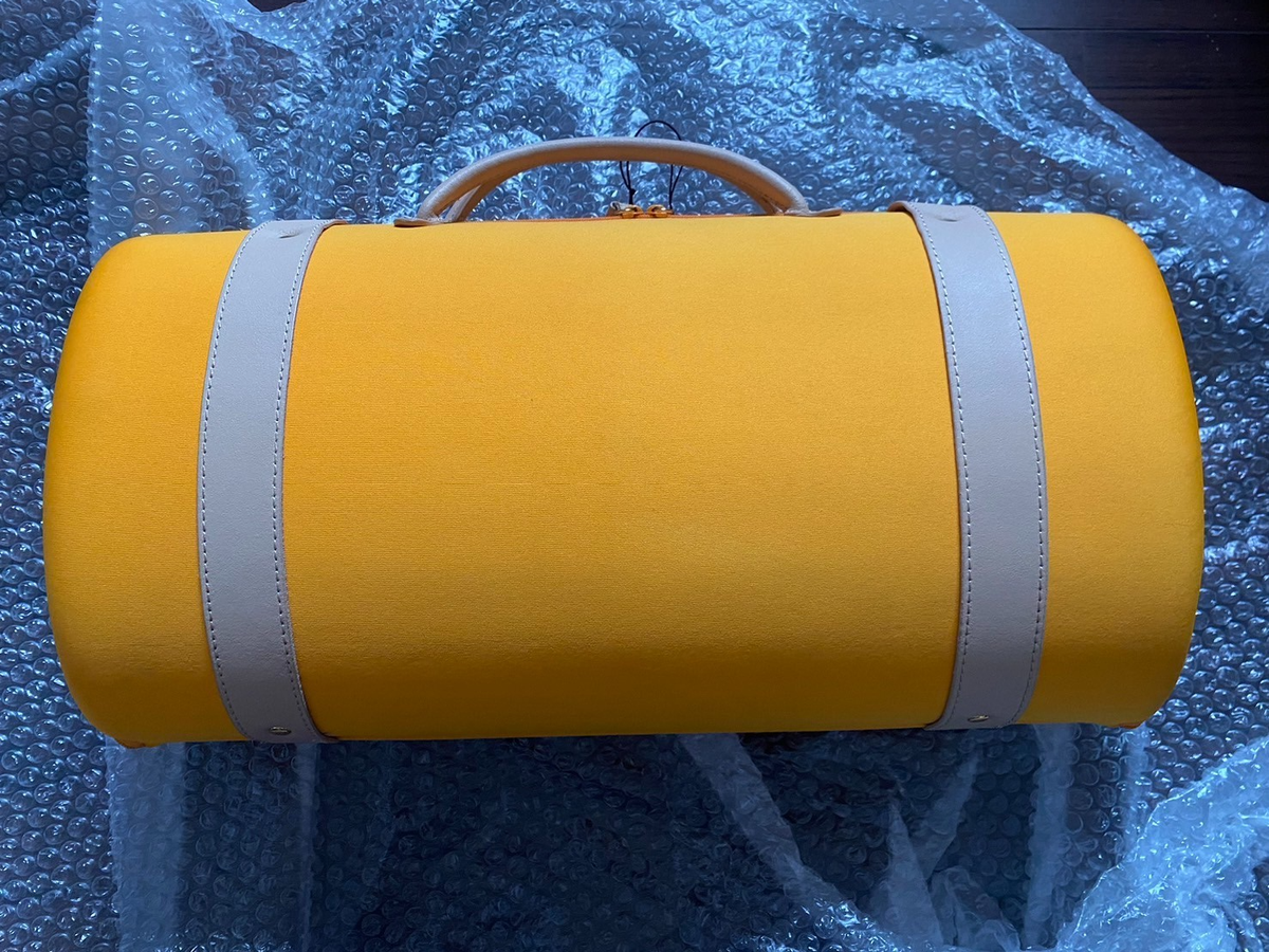 VEUVE CLICQUOT Champagne Traveller bag Carry case Set of two