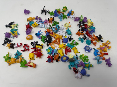 Pokémon Lot Of 100 Plus Mini Figures Pikachu Charzar Etc