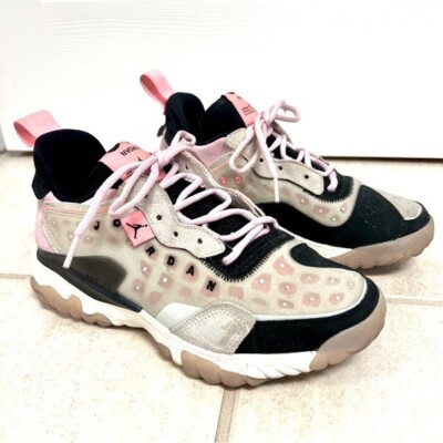 NIKE Women's Jordan Delta Arctic Pink sneakers size 9M - Main Image