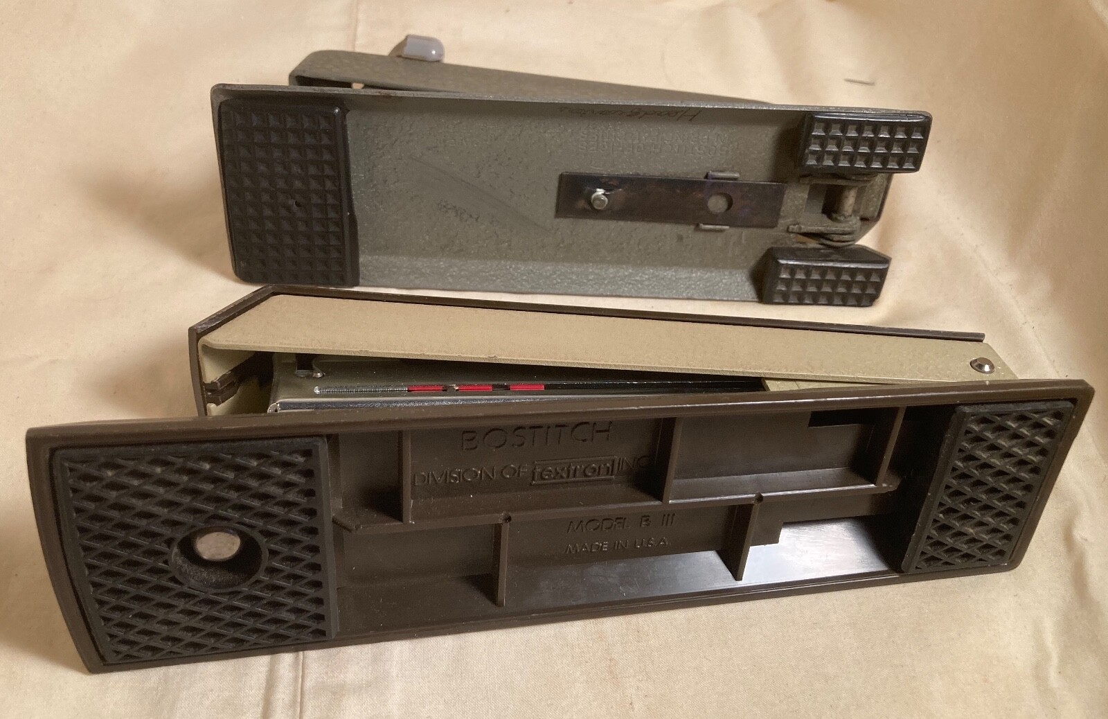 VTG 2 x Bostitch Model B IIIB5B Staplers Made in USA + Box of