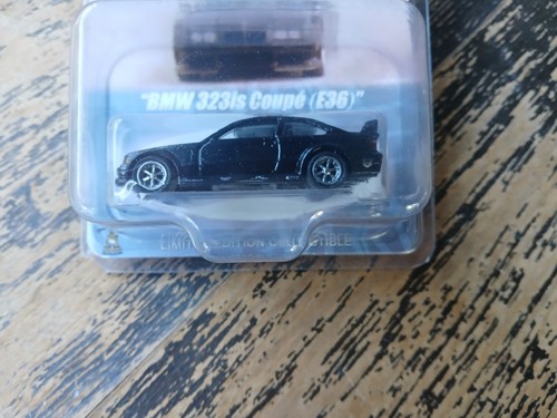 CUSTOM 2 Fast 2 Furious 1999 BMW 323 iS Coupe E36 LTD. #05/20 Hot Wheels - Picture 3 of 15