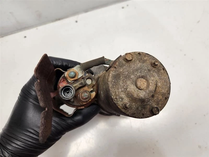 2009-14 GMC Yukon Denali XL (6.2L) Starter Motor  - Image 4 of 4