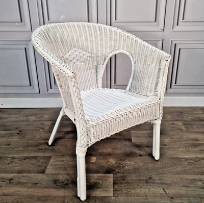Vintage Korb Wannenstuhl weiß lackiert Rohr Wintergarten Sessel Sitz Retro MCM