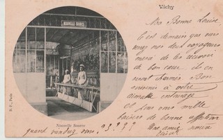 CPA 03 VICHY Nouvelle Source animées