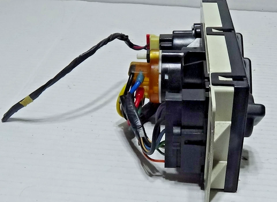 1997-2001 Jeep Cherokee XJ Climate Control Switch Black - Image 2 of 4