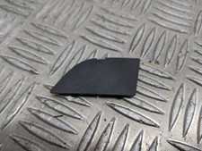 Vauxhall Astra Sri Cdti 150 Xpack 2006 Door Card Screw Cover Trim (r/h Rear)