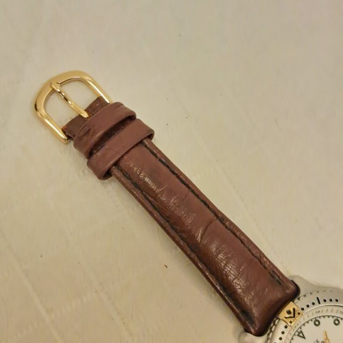 Vintage Timex Watch Women Silver Tone Round White Dial New Battery - Picture 4 of 9