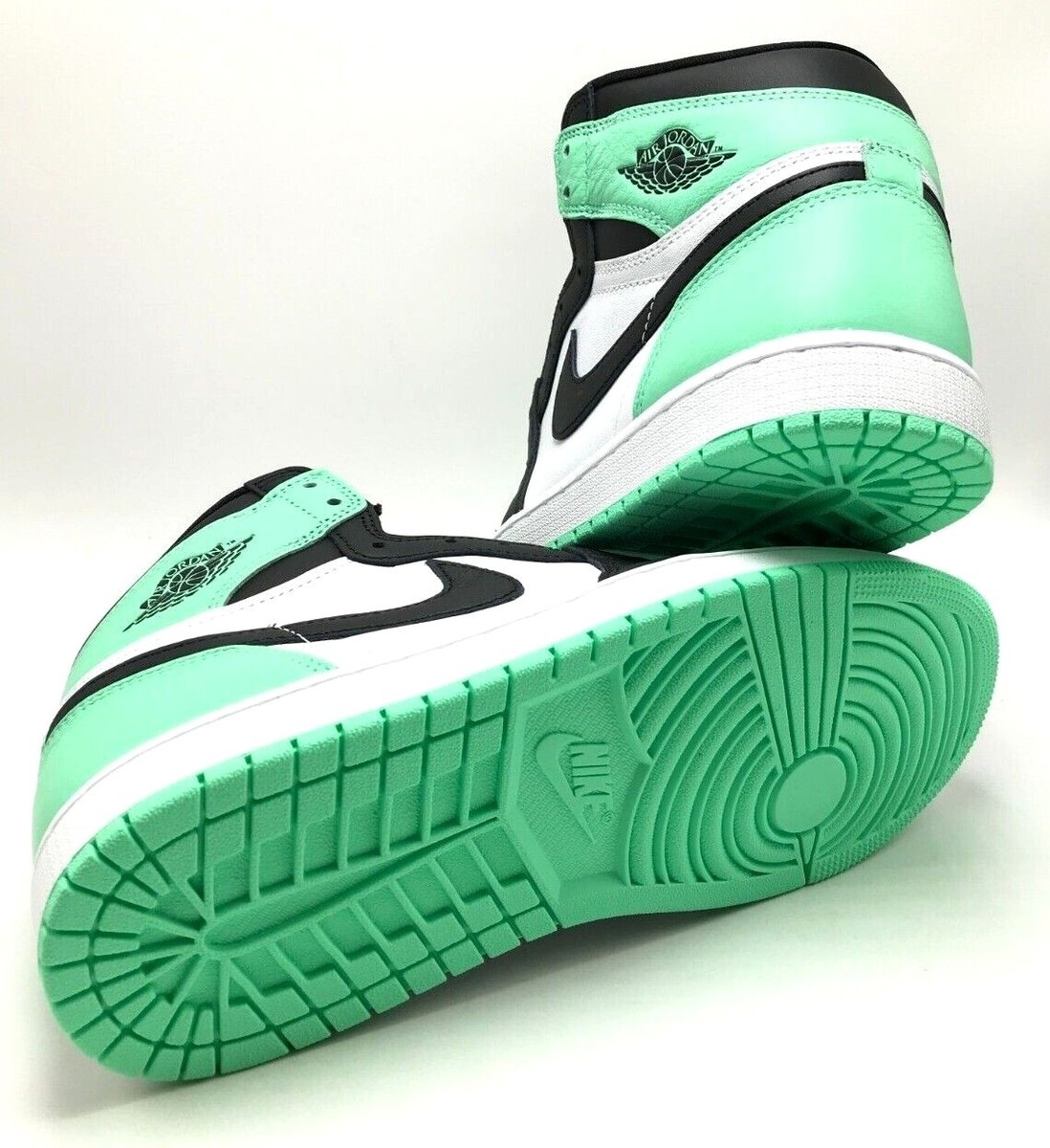 NEW* Men NIKE AIR JORDAN 1 RETRO HIGH OG GREEN GLOW (DZ5485