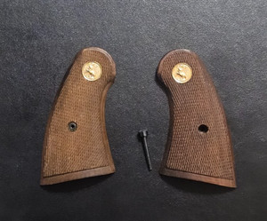Colt Python E & I Frame Wood Checkered Service Grips w/ Gold Medallions