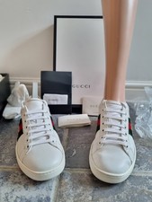 WOMENS GUCCI ACE BEE SNICKERS TRAINERS SIZE UK 4 / 4.5 / OR EU 37 WHITE COLOUR.