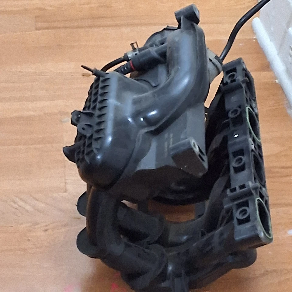 Intake Manifold CJ5Z9424E for Ford Focus 2013-19 - Image 3 of 4