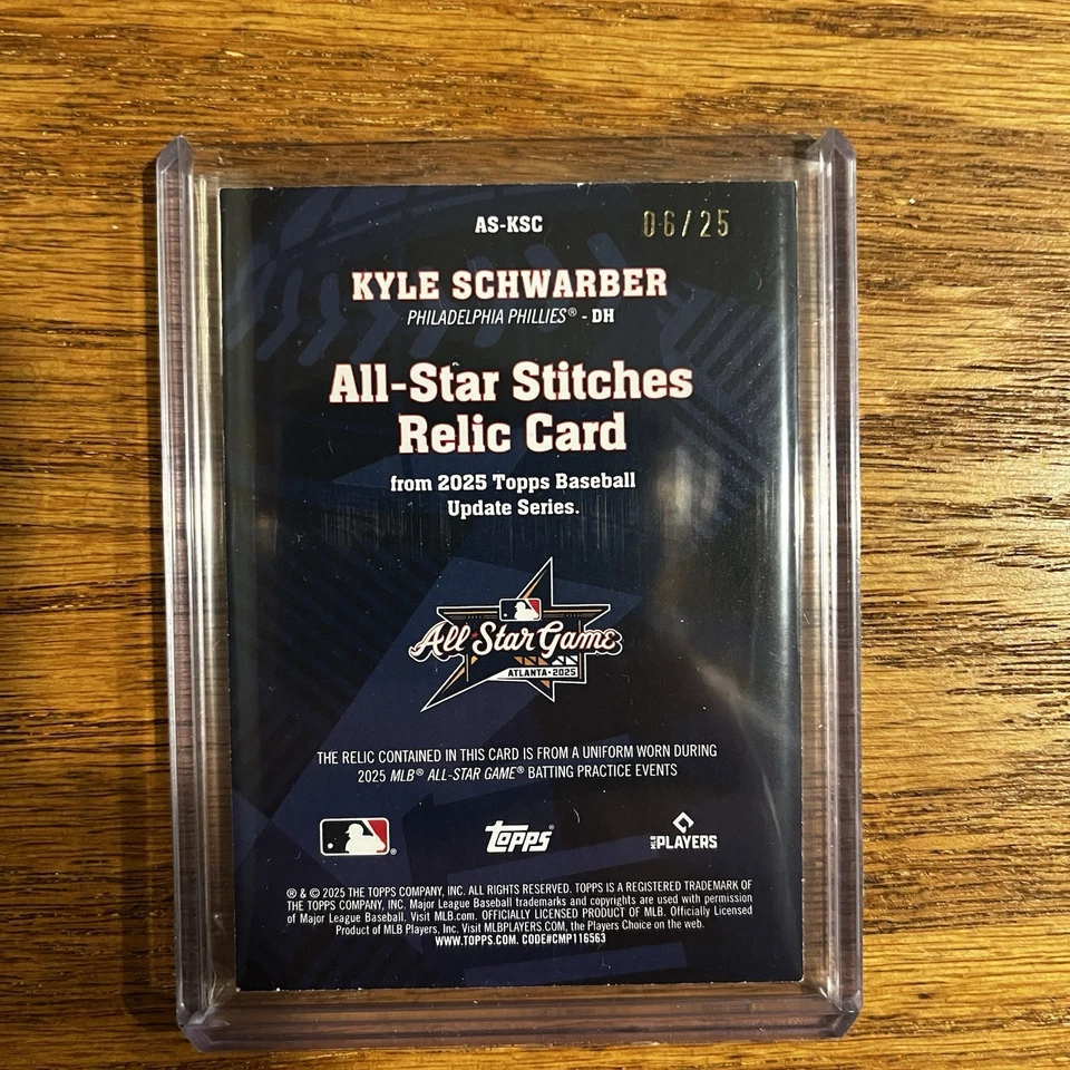 Коллекционные бейсбольные карточки 2025 Topps Update - Kyle Schwarber - All-Star Stitches Relic оранжевые /25 - Phillies - Изображение 2 из 3