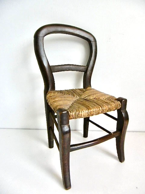 Petite Chaise De Poupée Ancienne – Vintage – Époque 20e Siècle
