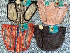 4 pairs VANITY FAIR String Bikini ILLUMINATION 18108 Black White S/5 ,6 /M