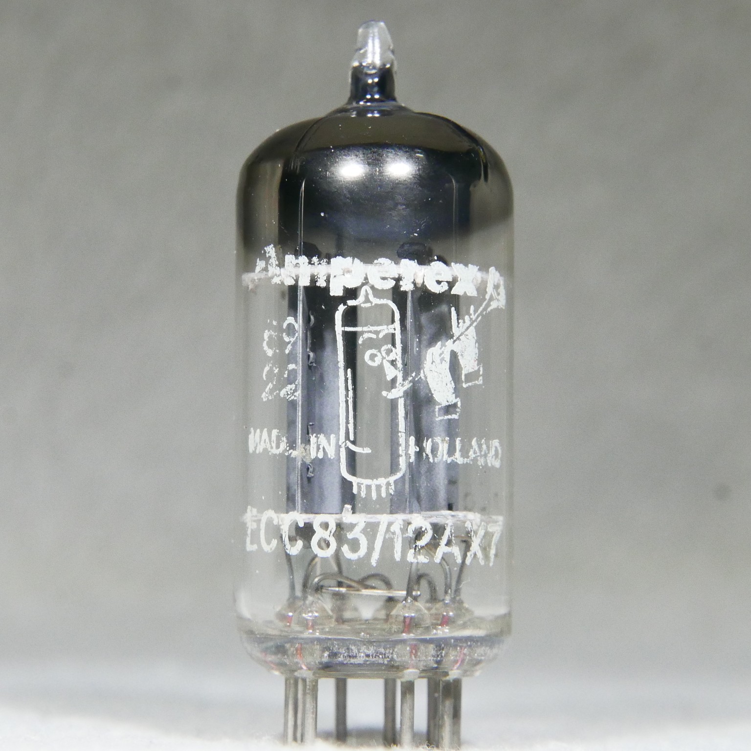 Amperex Bugle Boy 12AX7/ECC83 Long Plate Foil D-Getter Holland mC6 1959 Strong