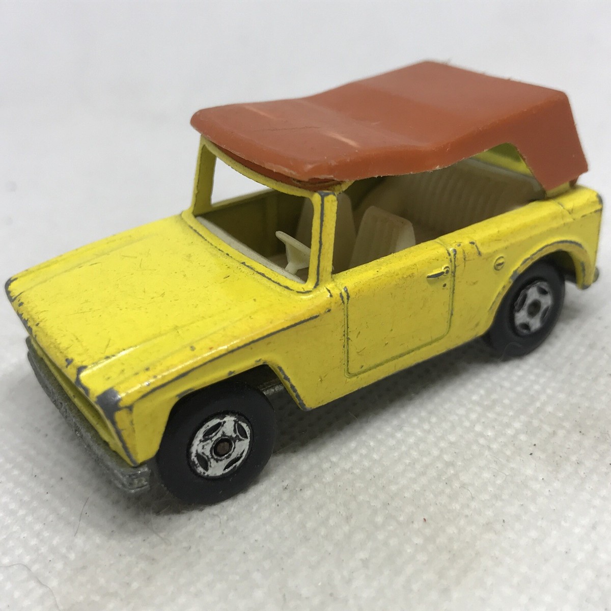 MATCHBOX 1969 No16 マッチボックス　英国製 Lesney Matchbox Superfast Field Car No. 16 1969 Yellow Made
