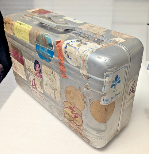 Vintage Zero Halliburton Well Used Aluminum Suitcase 24x18x8