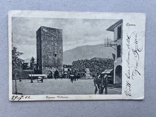 S) Cartolina formato piccolo Como piazza Vittoria