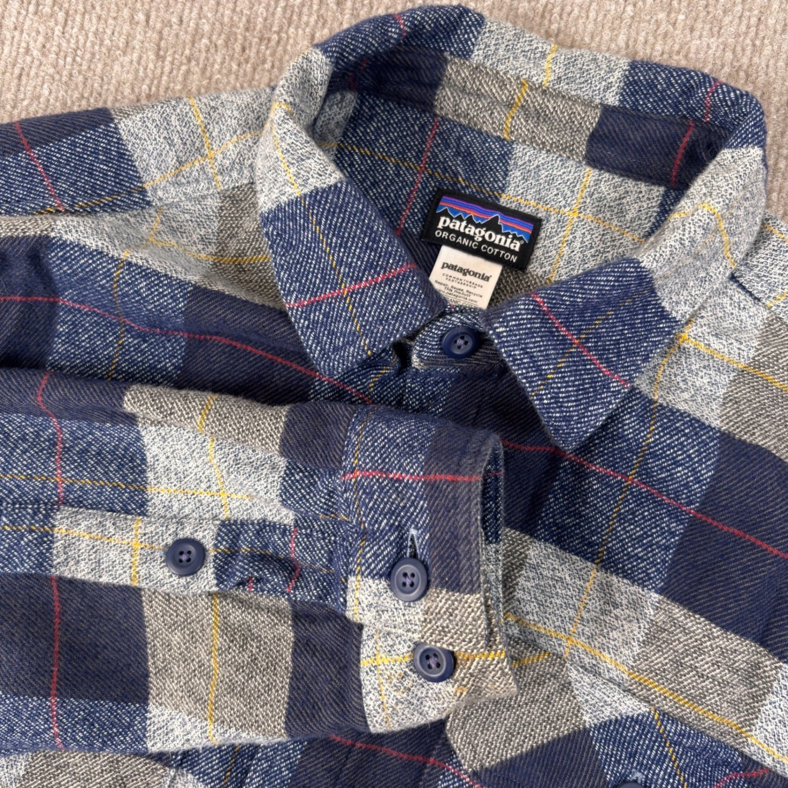 Patagonia Organic Cotton Blue Gray Fjord Long Sleeve Flannel Men's Sz Medium EUC