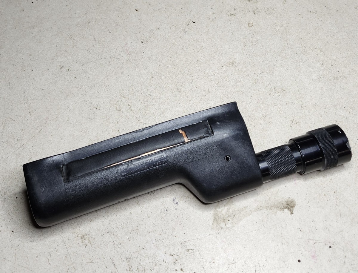 Vtg Laser Products Surefire 623 Weapon Light ~ Mossberg 500 590