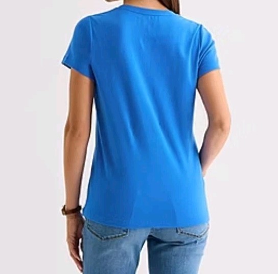 NWT Women's St. John's Bay V-Neck Essential Tee Size M Blithe Blue thumbnail 2