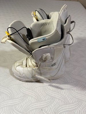 Burton Mint Women's Snowboard Boots Speed Zone True Fit White