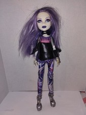 Monster High Spectra Vondergeist Picture Day 11" Fashion Doll 2012