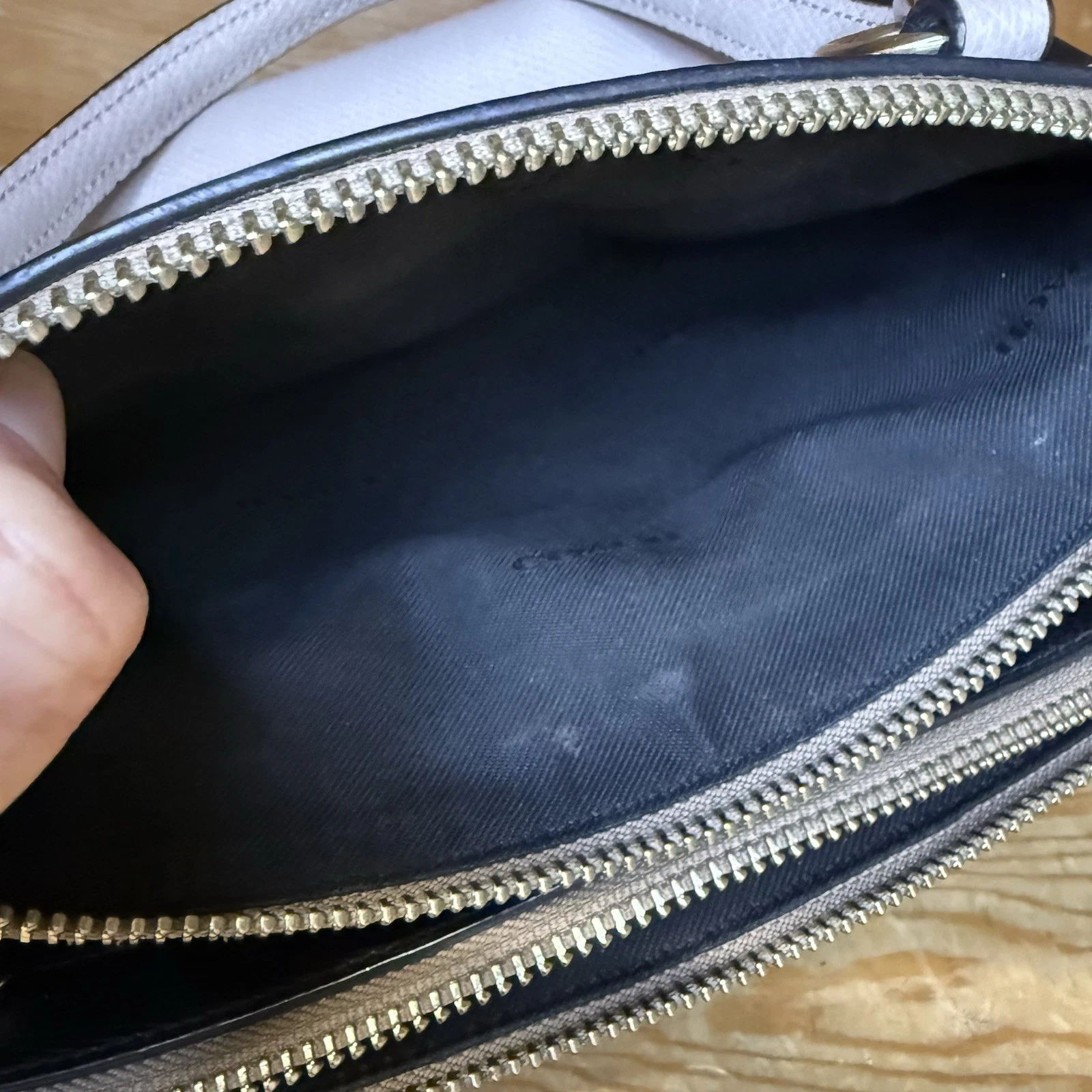 Borsa Coach Mini Christie tracolla pelle blush nero colorblock oro rigida