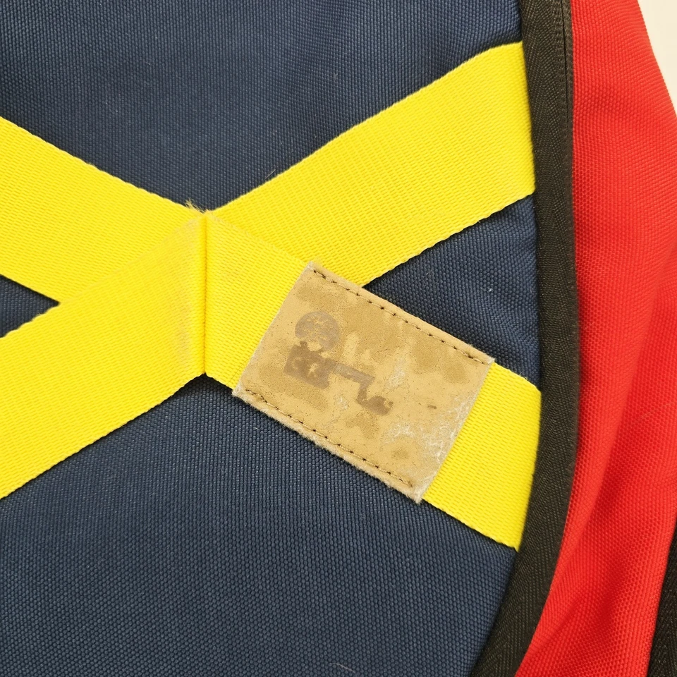 Mochila Bandolera Cámara Crumpler Enthusiast De Colección Roja Azul Amarilla Rara Foto 2 de 4