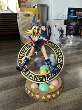 Yu-Gi-Oh Dark Magician Girl First 4 Figures EXCLUSIVE Vibrant Edition PVC SEALED