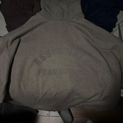 fear of gods essentials hoodie medium authentic (Grey)