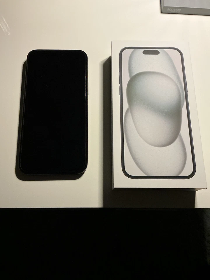 Apple iPhone 15 Plus - 128GB - Schwarz (Ohne Simlock) - TOP Zustand - Bild 4 von 4