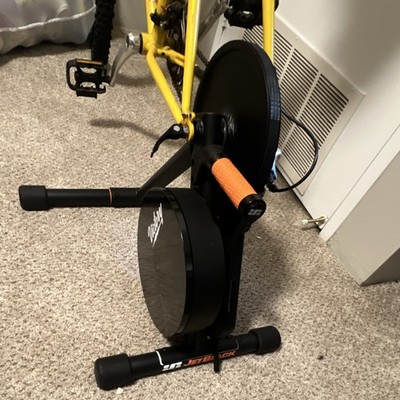JetBlack Victory Magnetic Foldable Bicycle Trainer Indoor Cycling