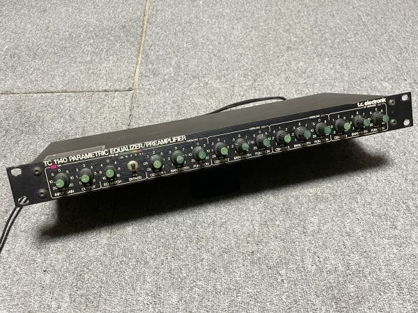ギター TC 1140 Parametric Equalizer T.C. Electronic TC1140 PARAMETRIC EQUALIZER/PREAMPLIFIER 1U