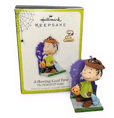 2011 Hallmark Ornament A Howling Good Time Linus Werewolf Peanuts Charlie Brown