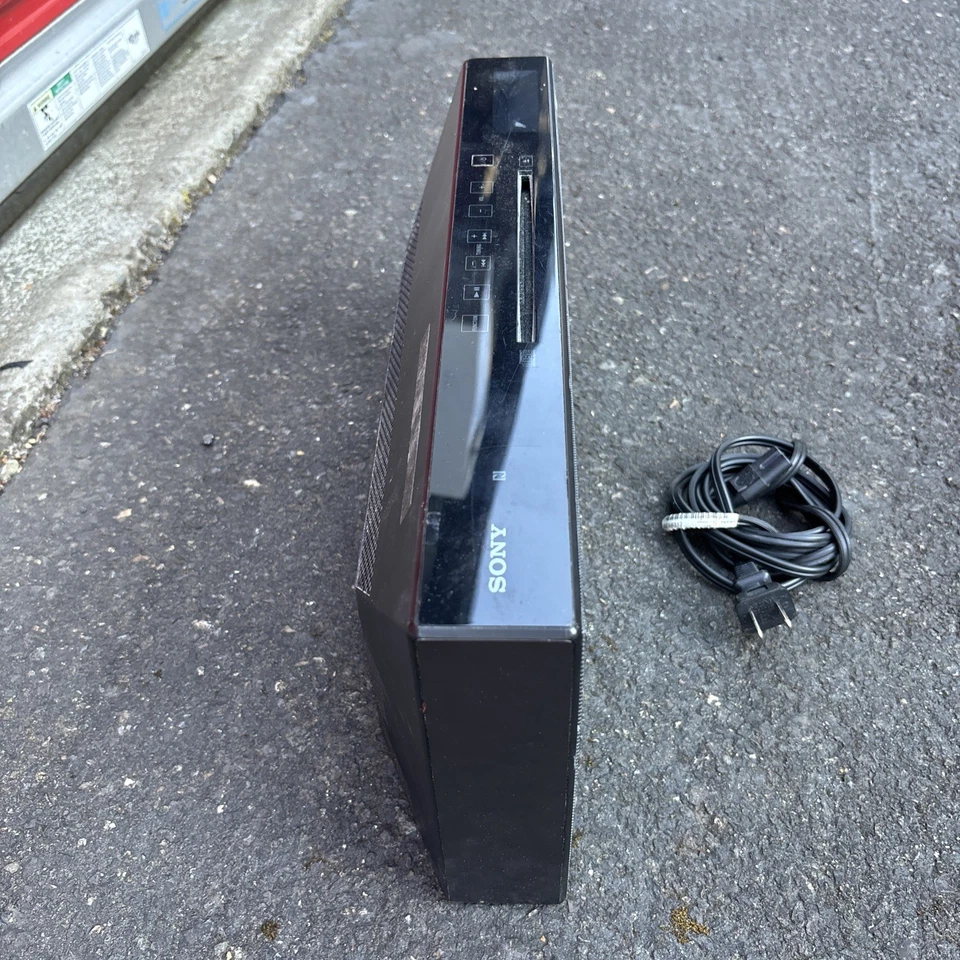 Sony CMT-X5CD CD Player/Bluetooth Wireless Personal Audio System - Image 3 of 4