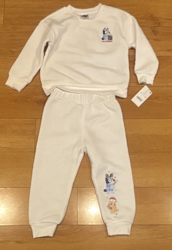 Bluey White Christmas 2 Piece Pants Set – Sweatshirt & Pants, Toddler 2T