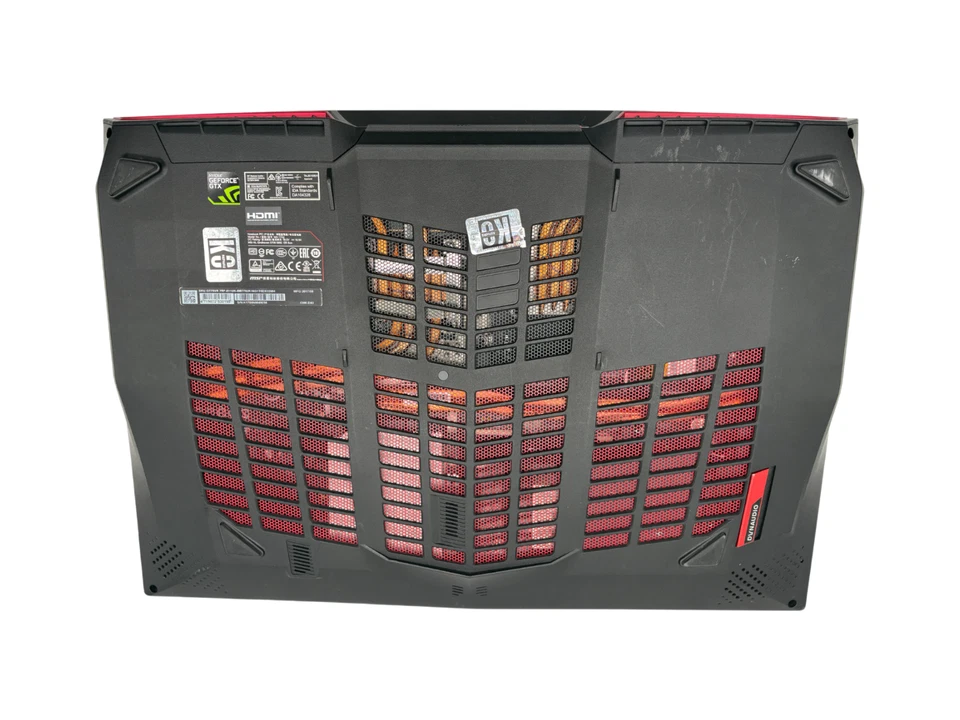 MSI GT75VR 7RF Titan Pro Gaming Laptop 17.3" i7-7820HK 16GB RAM 1.2TB GTX1080 - Image 3 of 4