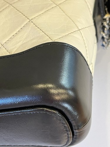 1000% AUTH! ๐ค 2020 Chanel Gabrielle Quilted White Black ๐ค Hobo Shoulder Bag - Picture 9 of 12