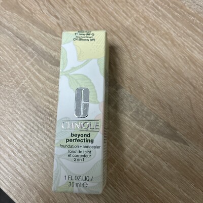 Clinique Beyond Perfecting Foundation + Concealer CN 58 HONEY - Size 30mL